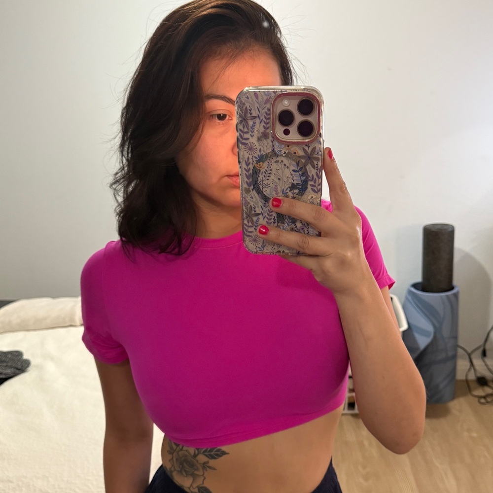 SKIMS Fits Everybody Pink Cropped Top